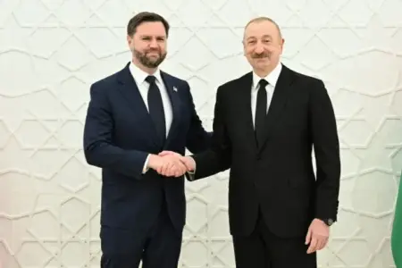 Prezident Vensə bu fotoları göstərdi - Video