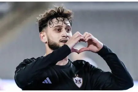 Nəriman Axundzadə "Qarabağ"la sağollaşdı 