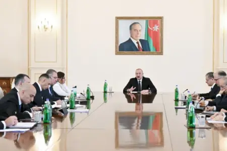 Prezident məmurlara TAPŞIRIQLAR VERDİ