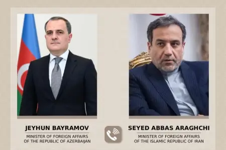 Ceyhun Bayramov Abbas Əraqçiyə təbrik məktubu göndərdi