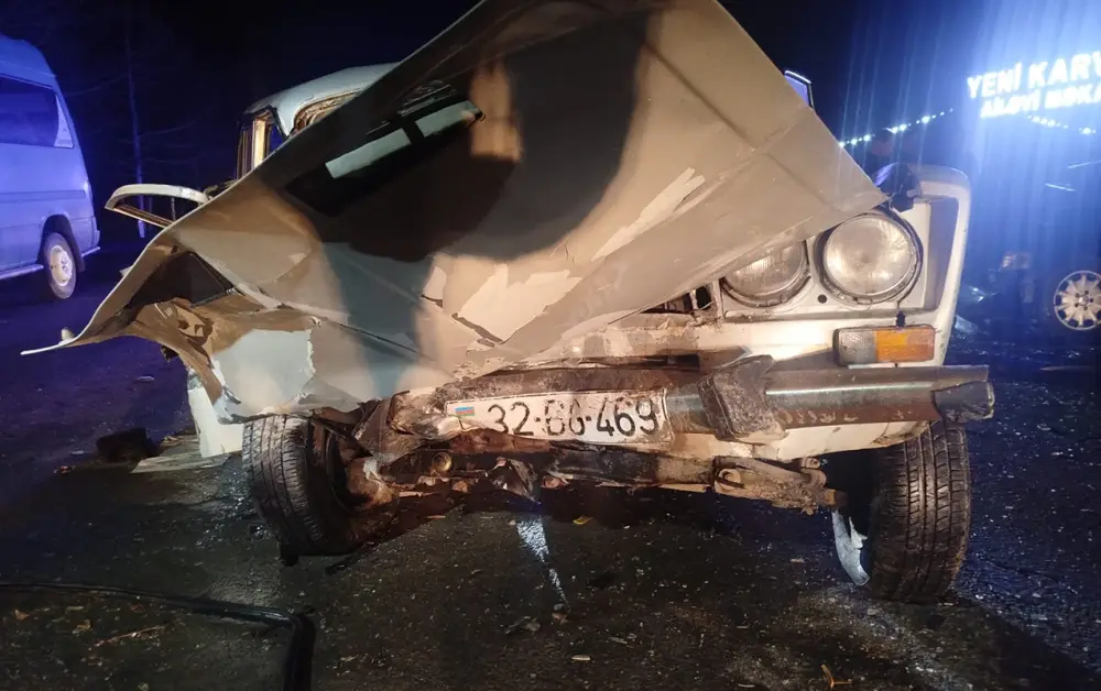 Bərdədə ağır qəza: ölən və xəsarət alanlar var – FOTOLAR