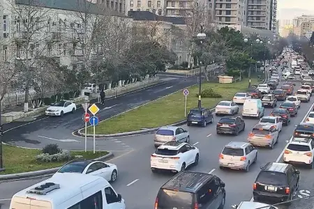 Bu yollarda tıxac var