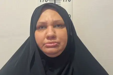 Bacısı oğluna işgəncə verən qadının həbs müddəti uzadıldı