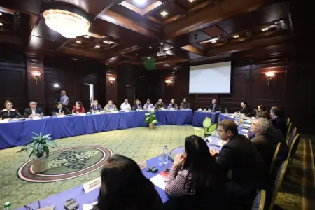 Qriqoryan Azərbaycan vətəndaş cəmiyyəti nümayəndələri ilə görüşüb