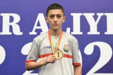 Gənc boksçu faciəvi şəkildə öldü