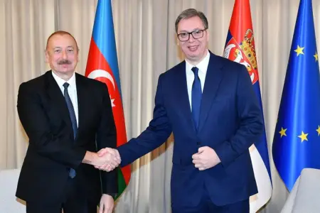 İlham Əliyev və Vuçiç mətbuata bəyanatla çıxış edirlər - Canlı