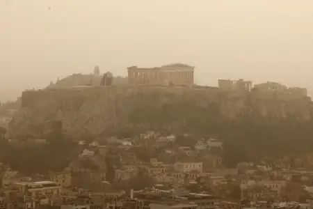 Bu ölkə Afrika tozunun təsiri altına düşdü