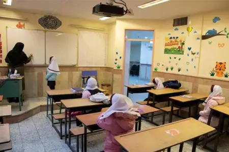 İran məktəblərində şagirdlər dərsə getmir - SƏBƏB 