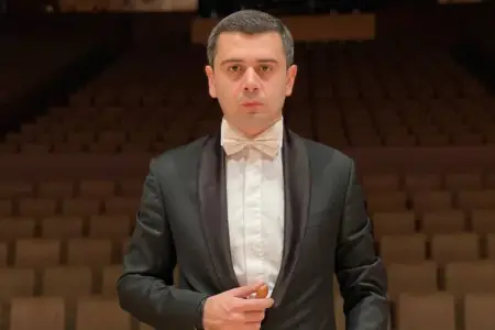 Mahnı və Rəqs Ansamblına direktor-baş dirijor təyin olundu