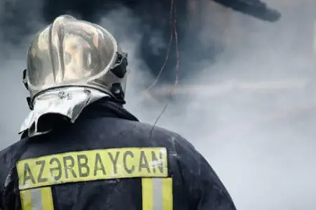 Gəncədə ev yanır: tüstüdən zəhərlənənlər var