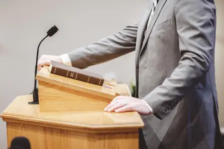 Müvəqqəti hökumət istefa verdi – Bu ölkədə