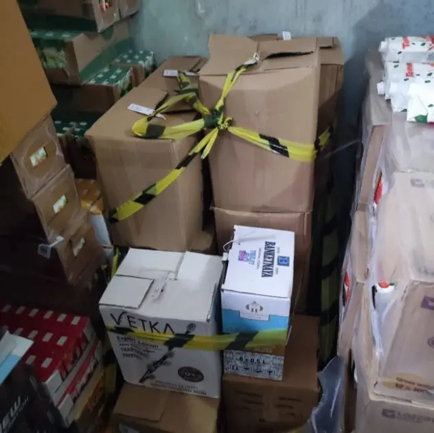 Bu mağazalarda saxta araqlar satılırmış - Foto