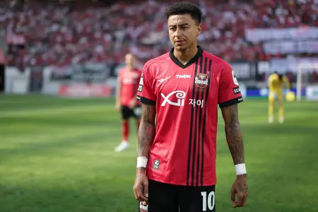 “Mançester Yunayted”in sabiq futbolçusu yenidən transfer olunur