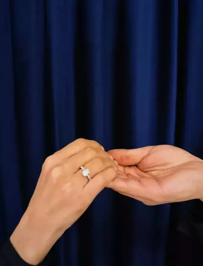 Ad günündə evlilik təklifi aldı - Fotolar