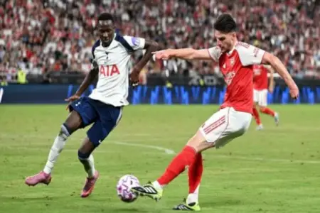 “Arsenal” “Tottenhem”i böyük hesabla məğlub etdi