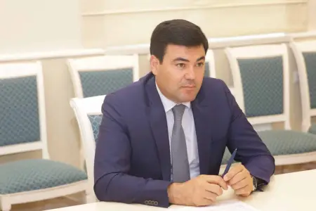 İcra başçısı onu özünə müavin təyin etdi - FOTO