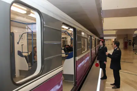 Metroda problem - Qatarlar gecikir