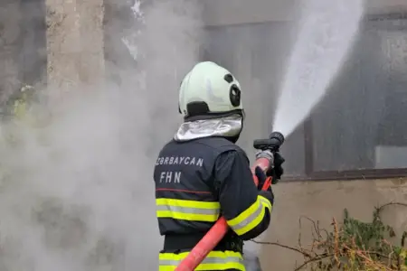 Yevlaxda kafe yandı: xəsarət alan var – Yeniləndi