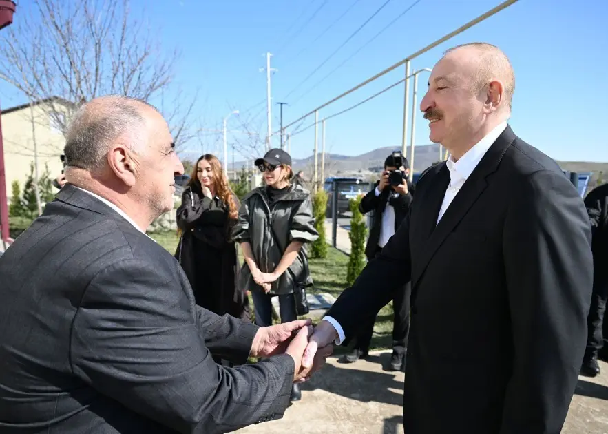 Prezident İlham Əliyev Xocavənd kəndində görülmüş işlərlə tanış oldu
