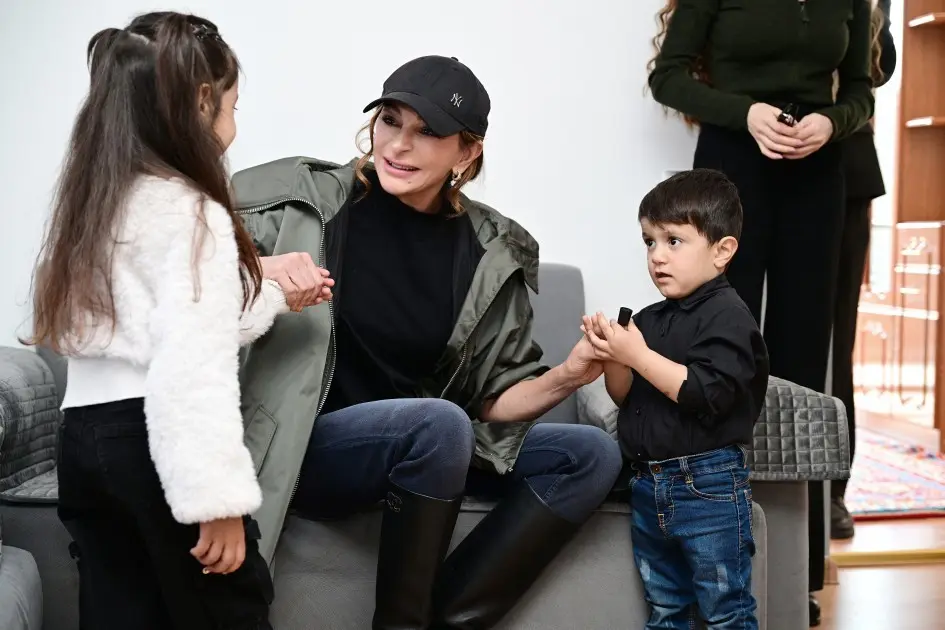 İlham Əliyev Xocalının Xanabad kəndində – FOTOLAR/YENİLƏNDİ