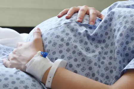 Sumqayıtda bədbəxt hadisə - HAMİLƏ QADIN ÖLDÜ