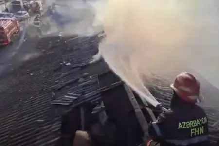 Balakəndə ev yandı, xəsarət alan var