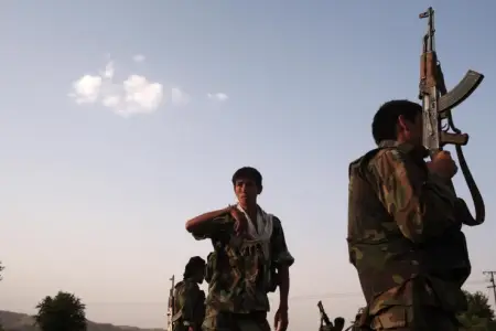 Əfqanıstan Pakistanın hərbi bazasını vurdu - Video