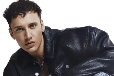 Müğənni Edis saxlanıldı 