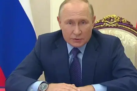 Putin İrana görə Təhlükəsizlik Şurasının müşavirəsini keçirdi