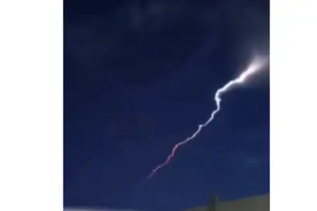 İran ilk dəfə "Fəttah" hipersəs raketlərindən istifadə etdi