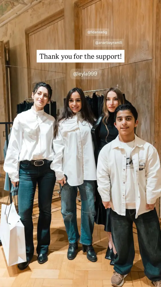 Prezidentin qızı və gəlini sərgidə - FOTOLAR