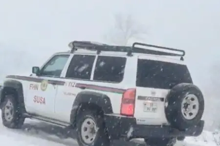 Zəfər yolu buz bağladı, FHN köməksiz qalanları belə xilas etdi – VİDEO