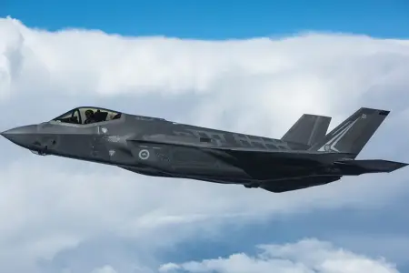 ABŞ təyyarələri Küveytdə qəzaya uğradı - Anbaan video 