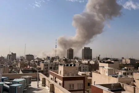 İranın 131 şəhəri hücuma məruz qalıb, ölənlərin sayı açıqlandı