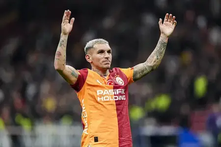 “Qalatasaray” Torreyra ilə yeni müqaviləyə hazırlaşır