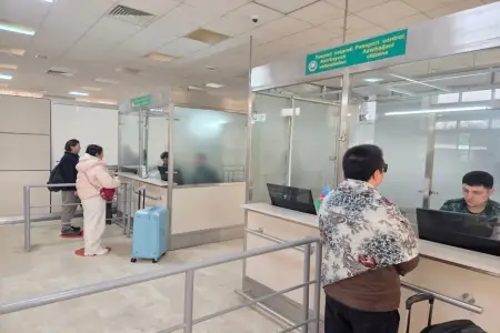 İrandan Azərbaycan sərhədi ilə xarici vətəndaşların təxliyəsi davam edir 