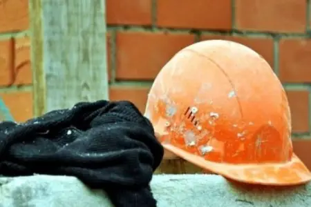 Gəncə sakininin başına daş düşdü