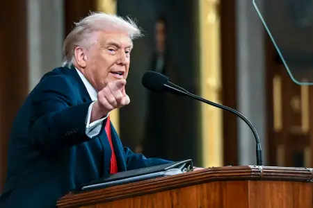 Tramp İrana qarşı əməliyyatları uzadacağını açıqladı