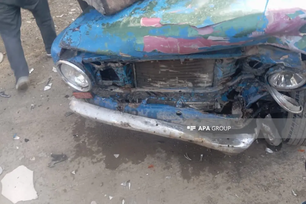 Səhər saatlarında ağır qəza - Yaralılar var - Foto - YENİLƏNDİ