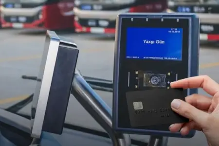 İctimai nəqliyyatda kartla ödənişlərdə problem yaranıb? – Rəsmi məlumat