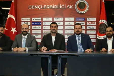 Volkan Demirel yenidən qayıtdı – Gençlerbirliğidə sürpriz qərar 