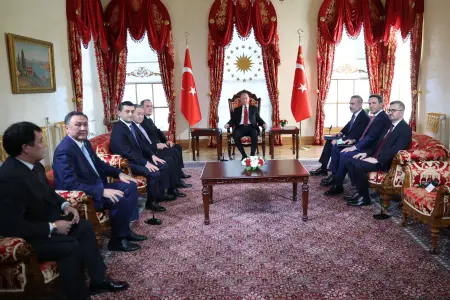 Ərdoğan türk dövlətlərinin nazirləri ilə bir araya gəldi