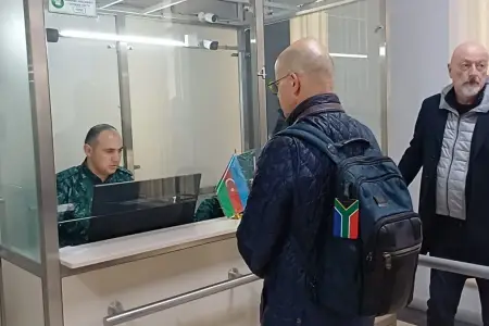 İrandan Azərbaycana 10-a yaxın diplomat təxliyə olundu