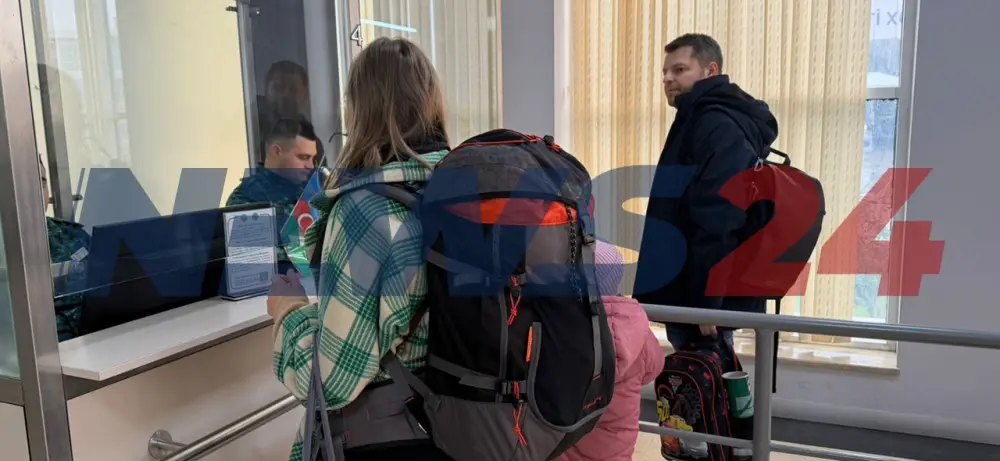 Polşa diplomatları Azərbaycan sərhədi ilə təxliyə edildi