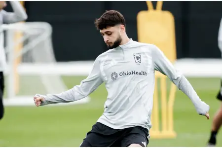 Nəriman Axundzadə ilk dəfə "Qarabağ"dan getməsinin səbəbini açıqladı