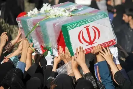 İran bu gün 12 generalını dəfn edir - VİDEO