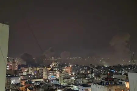 İsrail Beyruta zərbələr endirir – FOTO