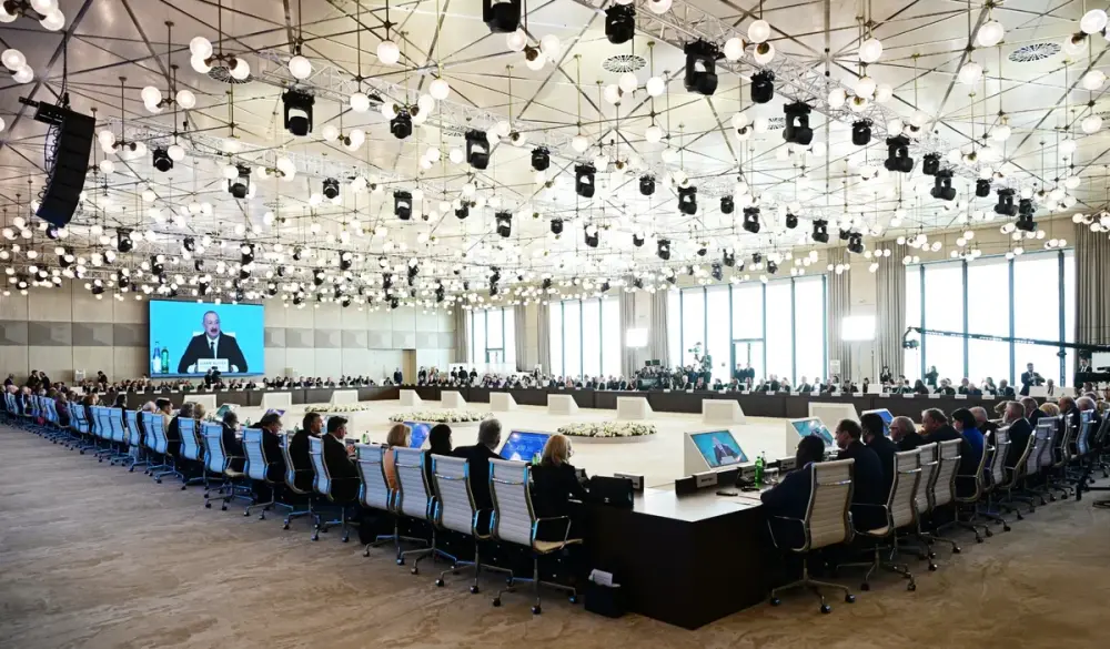 İlham Əliyev XIII Qlobal Bakı Forumunun açılış mərasimində çıxış etdi -  Fotolar - YENİLƏNDİ