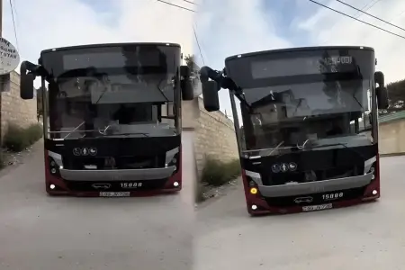 "BakuBus"a məxsus olduğu iddia edilən avtobus görənləri təəccübləndirdi