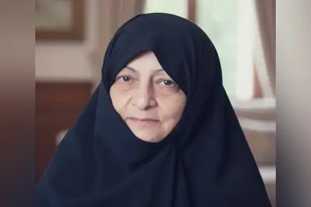 KİV: Əli Xameneinin həyat yoldaşı sağdır